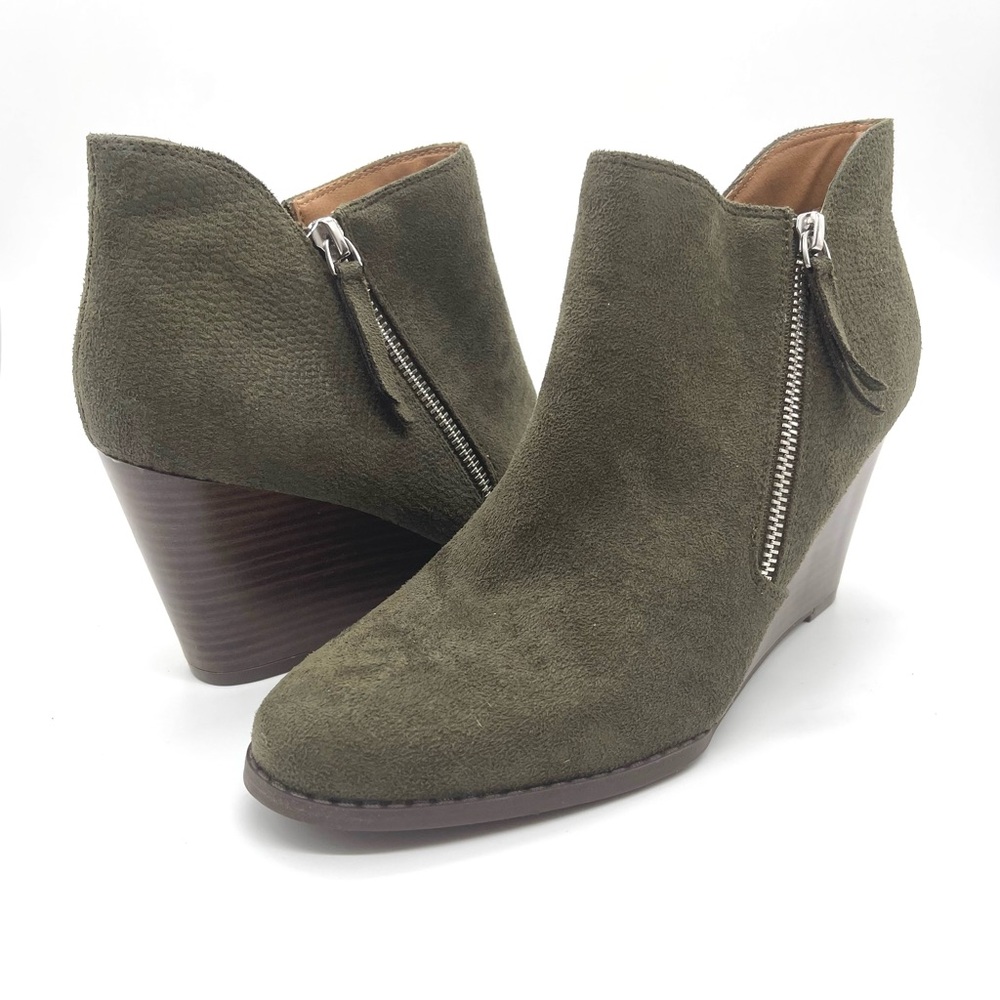 New Directions Olive Green Sarita Wedge Booties Women Size 9.5 Vegan Suede Fall